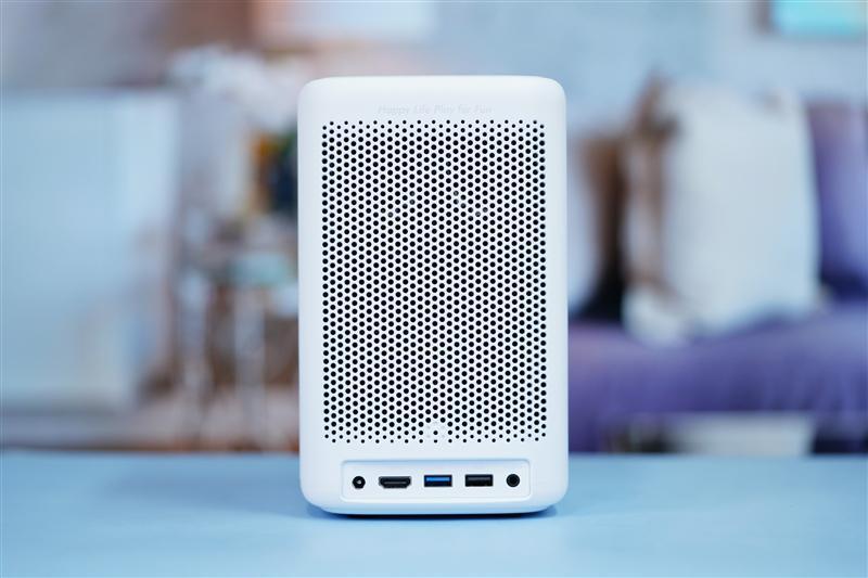 入门级也能流畅看8K 同价位最能打的投影仪！哈趣K2评测