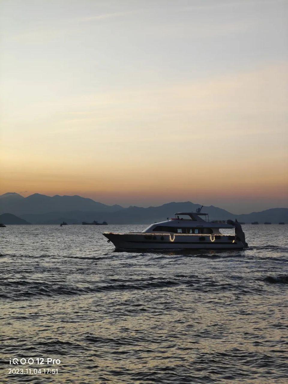 999的旗舰配置！中端机市场要变天了…