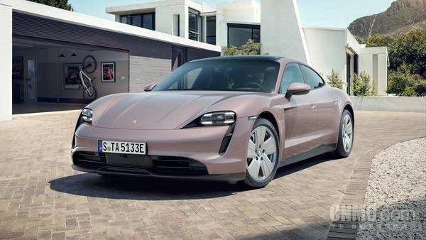 700万粉大V怒喷保时捷:质量太差劲 服务很匪夷所思