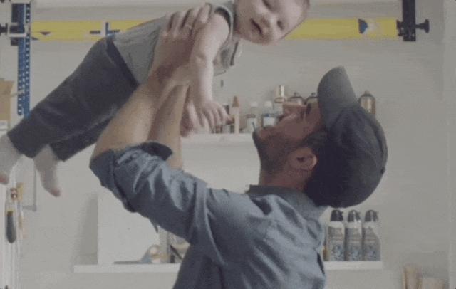 2024了，这些年轻人却用上了「老人机」