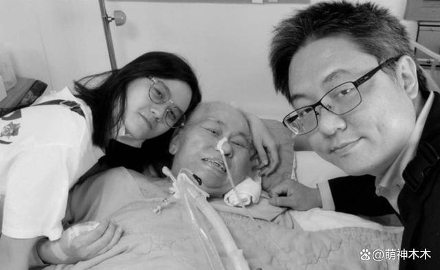 林靖恩近况：头发稀疏举止邋遢，卖掉丈夫遗产一直居无定所