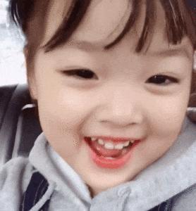 还记得表情包里的权律二吗？这是长残了？