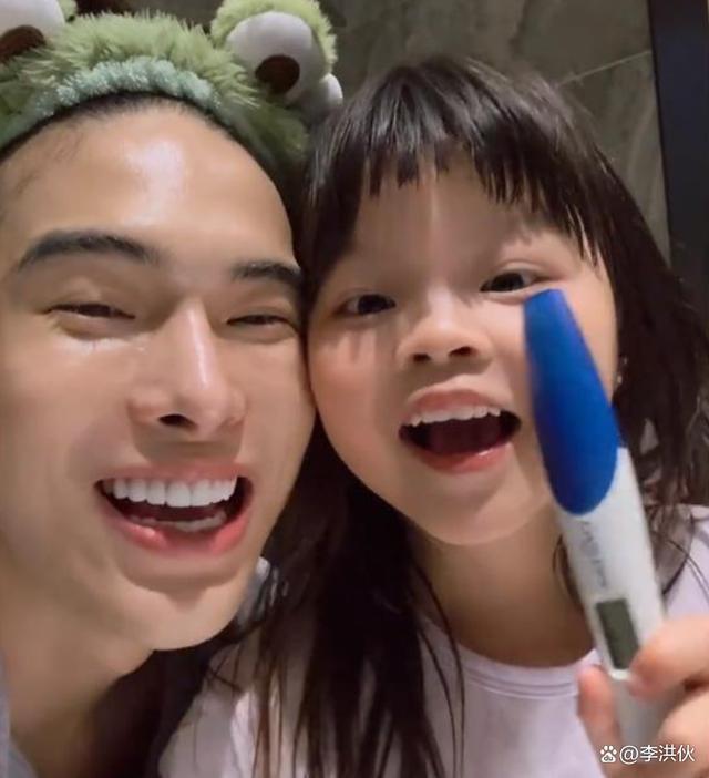 24岁韩安冉四婚三离后报喜讯怀上二胎，希望这次是女儿