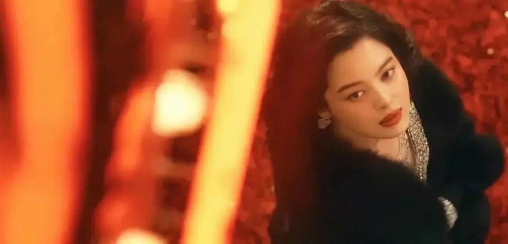 “小众”城市鹤岗也出了个大美女了？她这次真的要火了！