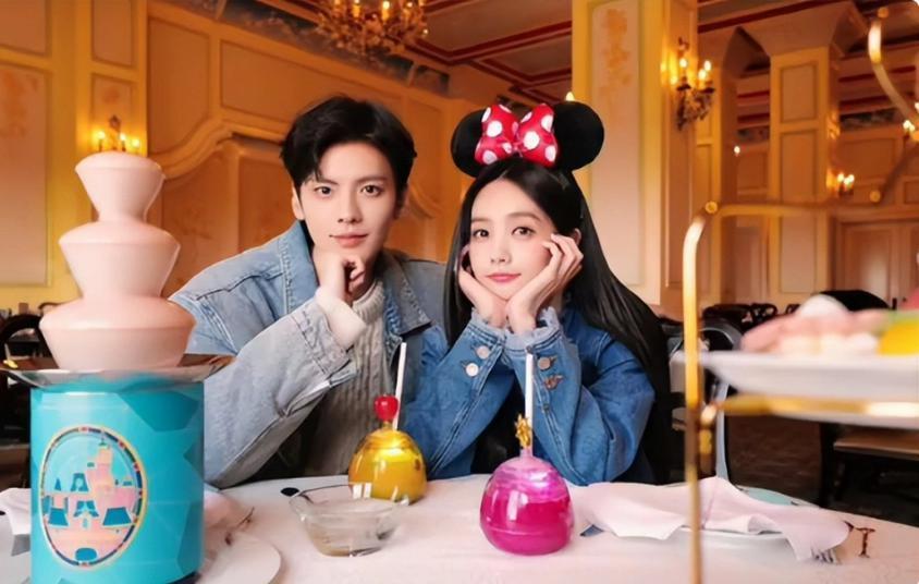 又一姐弟恋！剧组恋情曝光，他俩来真的？