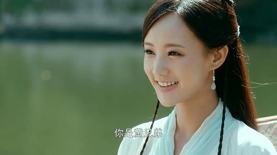 又一姐弟恋！剧组恋情曝光，他俩来真的？