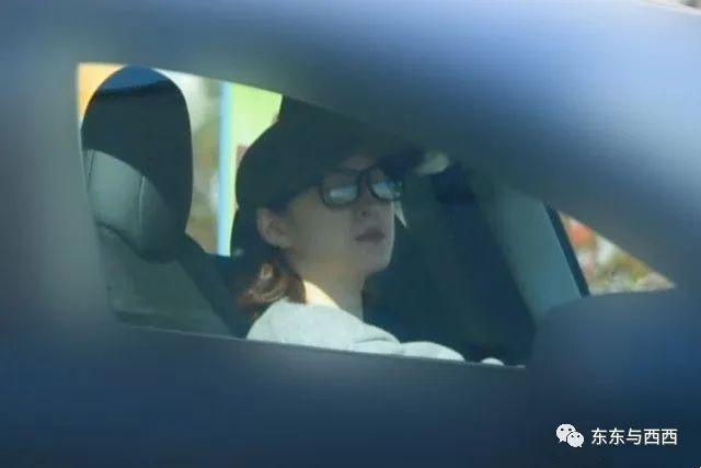 世界美少女要和出轨丑男结婚，这是要换一个火坑跳下去？