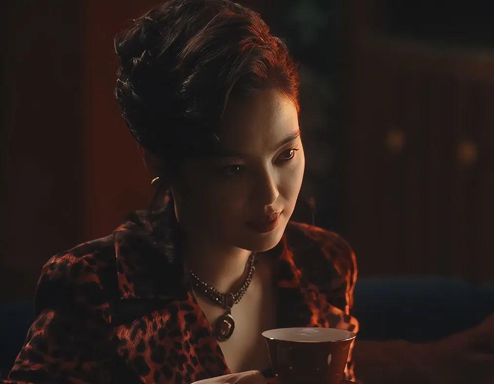 难怪《繁花》会封神！演员学历一个比一个狠，只有她例外