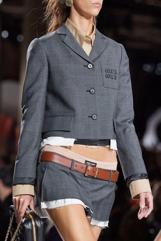 格雷系女人，冬日的气质还是她们最懂