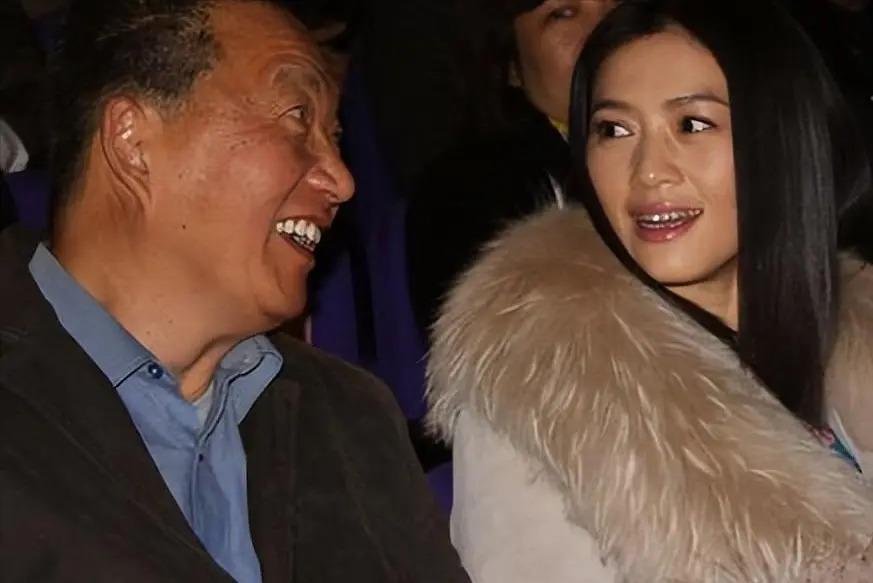 单恋陆毅，痴爱王志文，富豪老公死在狱中，她拿百亿财产度日