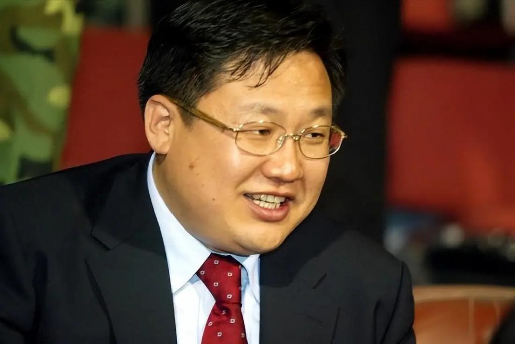 单恋陆毅，痴爱王志文，富豪老公死在狱中，她拿百亿财产度日