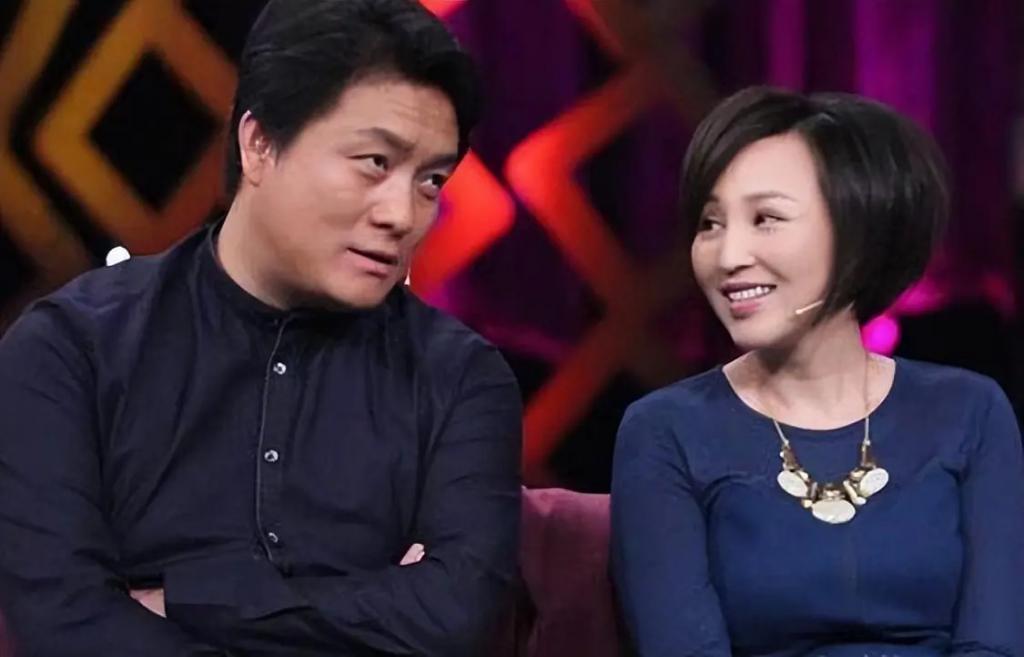 19岁与导演私奔，克服病痛后连生3胎，丈夫用7部剧捧红她