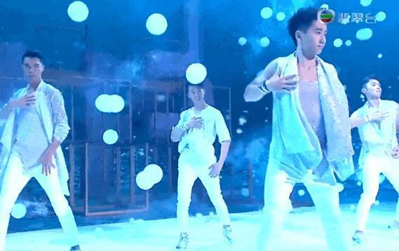 卷生卷死的韩国人，已经开始卷脖围了