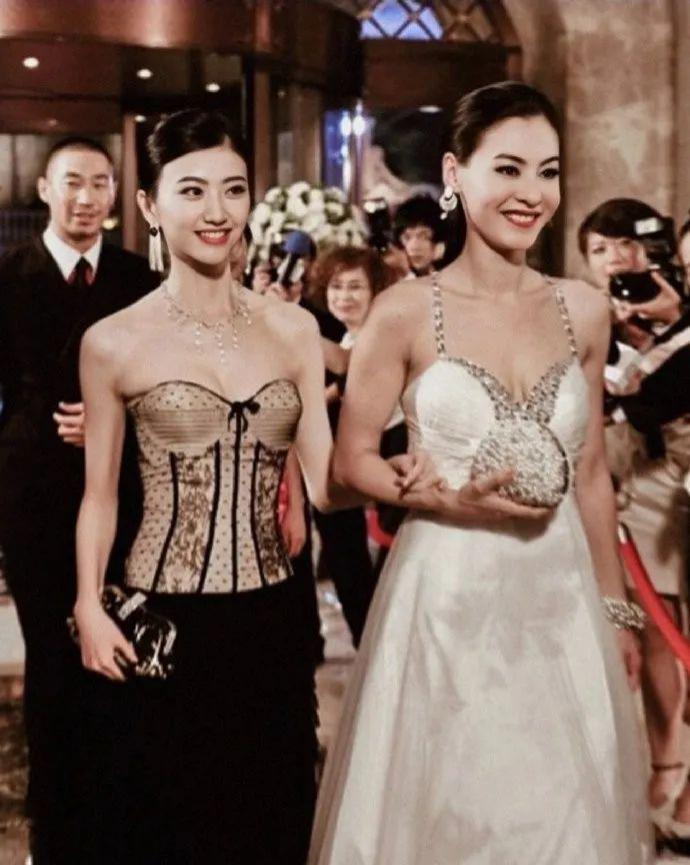 从被骂资源咖到全网夸“人间富贵花”，她是越来越出圈了
