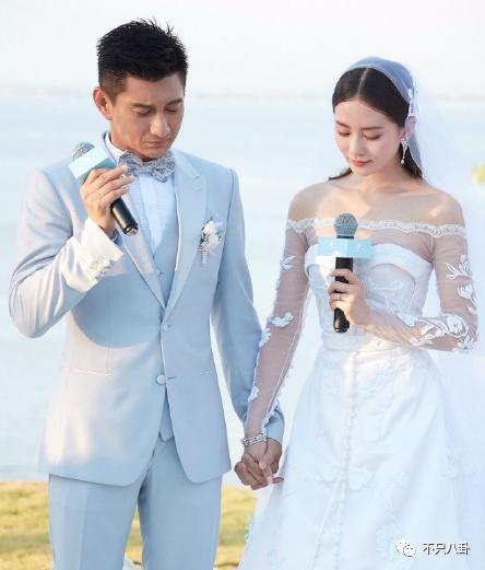 夫妻俩多幸福啊，怎么总是被传离婚呢？