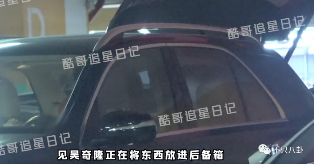 夫妻俩多幸福啊，怎么总是被传离婚呢？