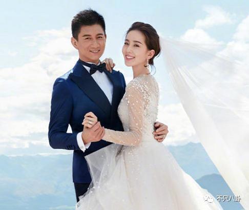 夫妻俩多幸福啊，怎么总是被传离婚呢？