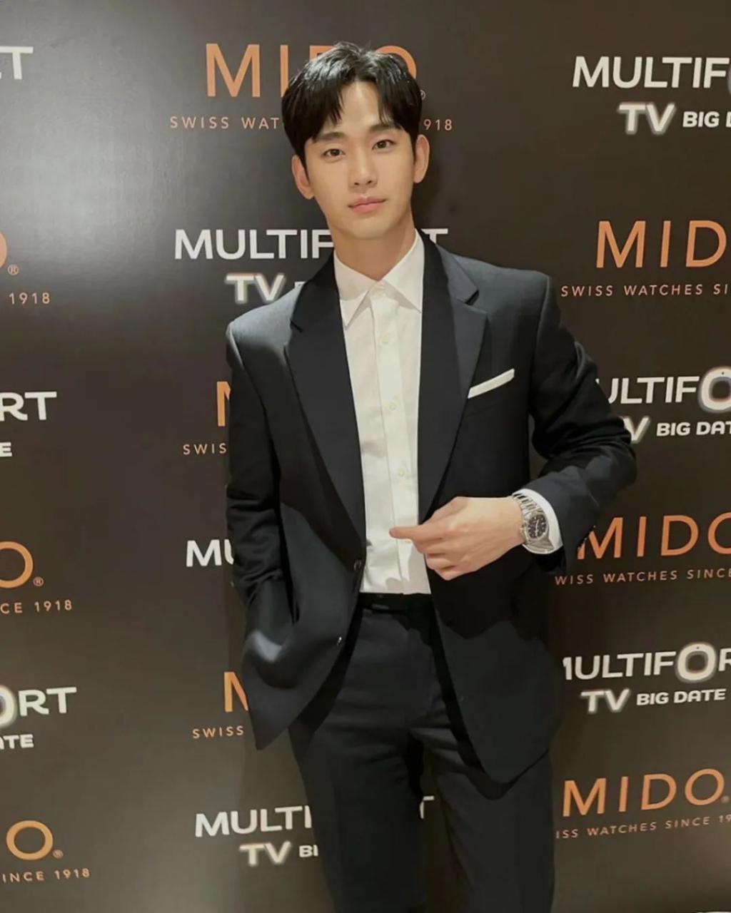 十年了，怎么还没有一部剧超越《来自星星的你》