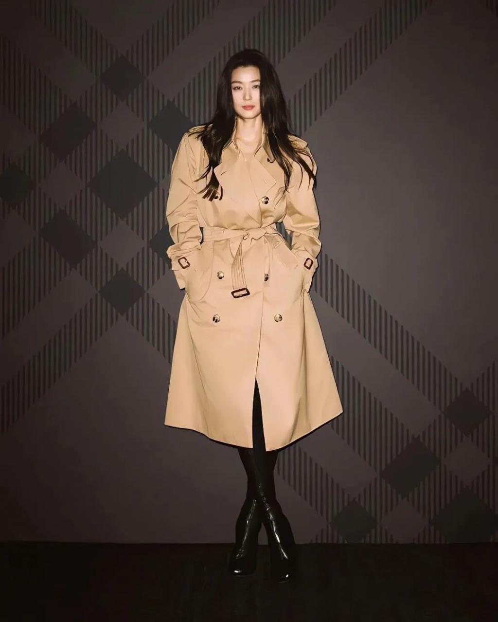 十年了，怎么还没有一部剧超越《来自星星的你》