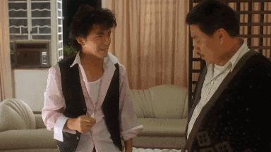 悄悄说，有一部9.5分的「年会」现在看不见了