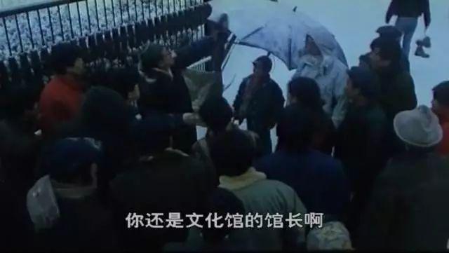 悄悄说，有一部9.5分的「年会」现在看不见了