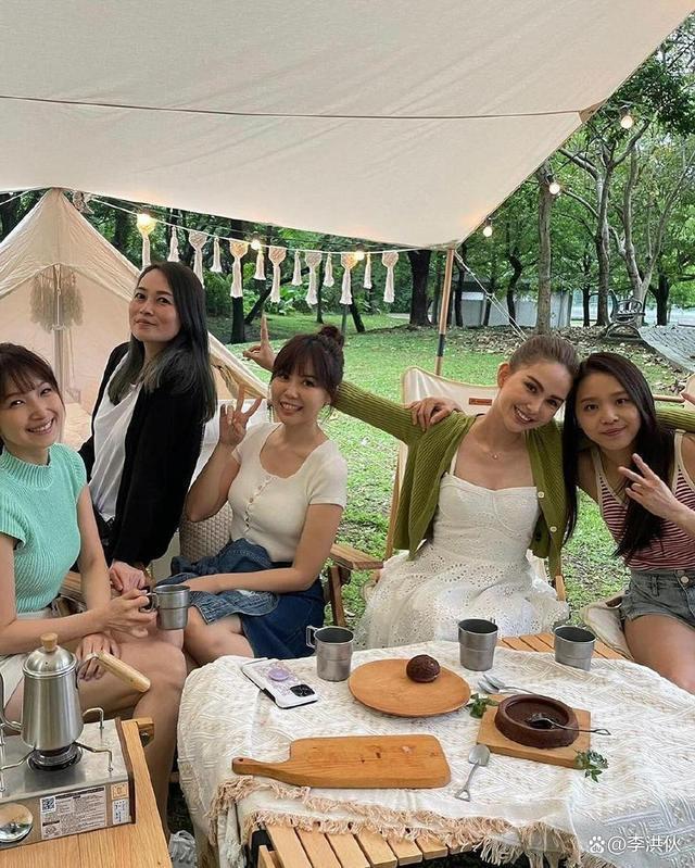 周杰伦出轨？昆凌超话主持人怒斥：图是P的，别造谣