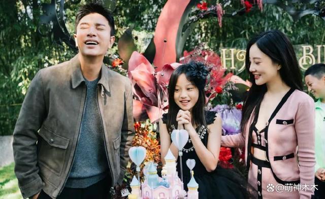 贾乃亮带货捞金，李小璐营销好妈妈人设，甜馨硬刚恶评