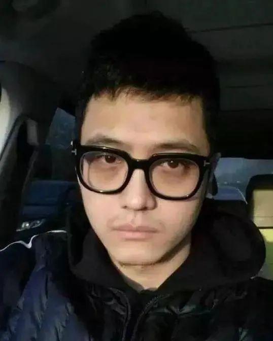 宋喆出狱首次露面！闹离婚7年后：王宝强狂赚22亿