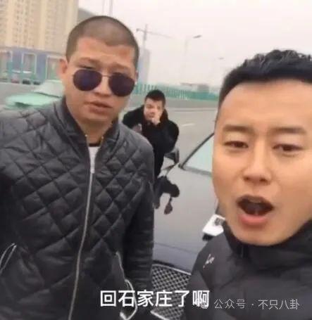 好一个「戏精爹」！这件事远比想象更狗血复杂啊……