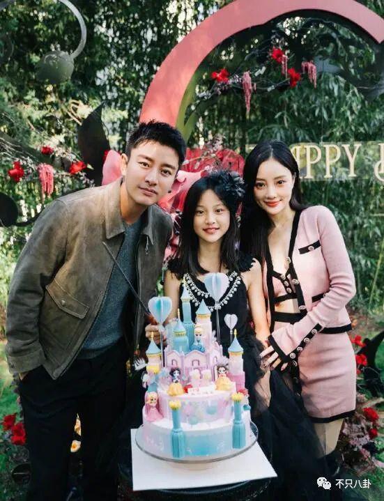 甜馨为李小璐怒怼网友！对小孩子说这样的话也太歹毒了……