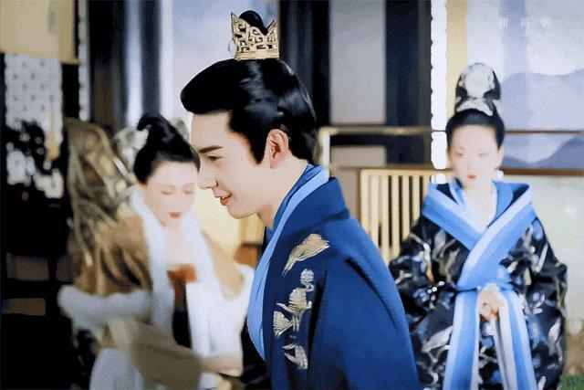 演员变脸拼演技：唐嫣流于表面，赵丽颖值得推敲，张国立最真