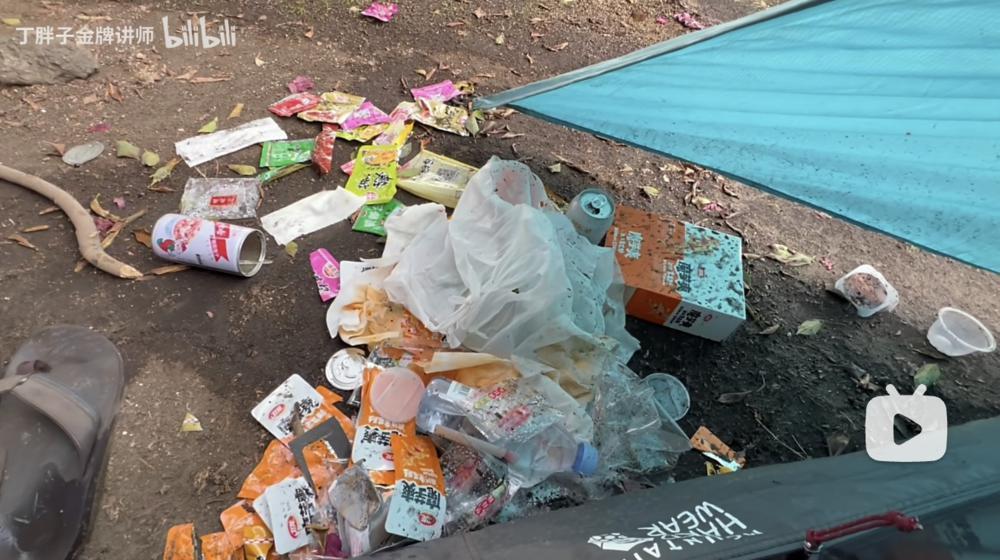 “丁胖子金牌讲师”与美国底层残酷物语