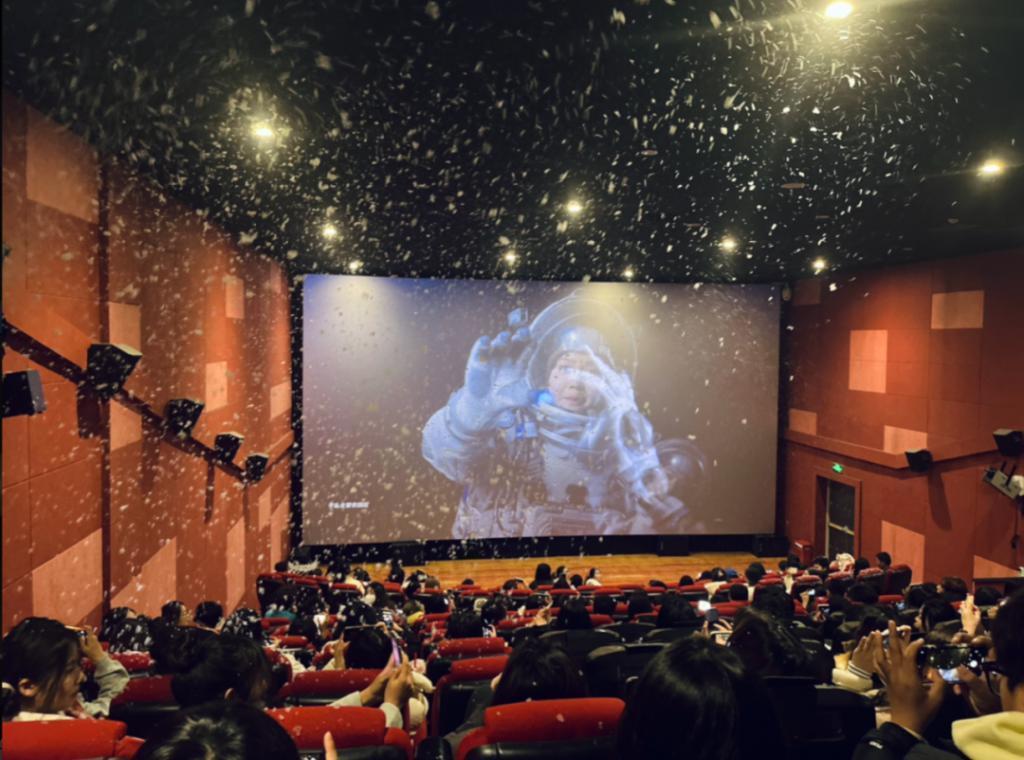 票房6亿，口碑暴跌，谁是小丑？