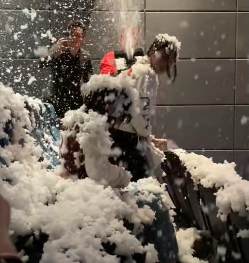 票房6亿，口碑暴跌，谁是小丑？