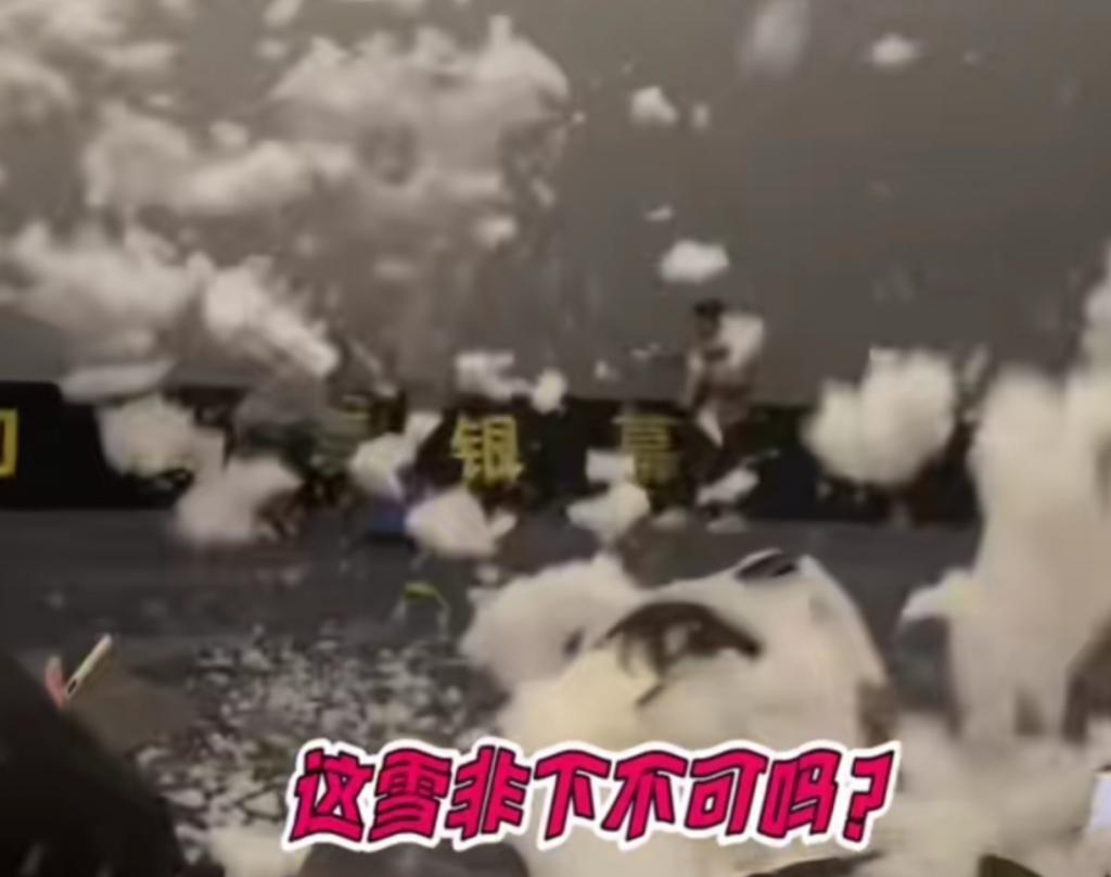 票房6亿，口碑暴跌，谁是小丑？