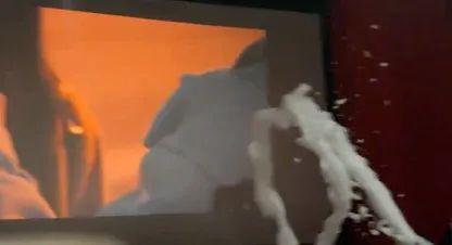 票房6亿，口碑暴跌，谁是小丑？