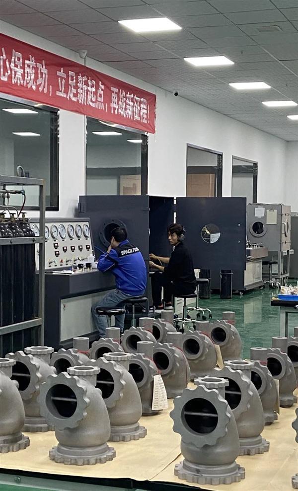 可复用！天兵科技天龙三号火箭110吨发动机校准试车成功：对标猎鹰九号