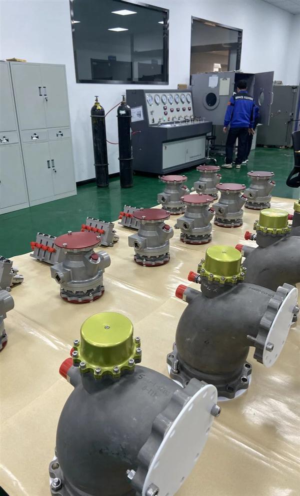 可复用！天兵科技天龙三号火箭110吨发动机校准试车成功：对标猎鹰九号