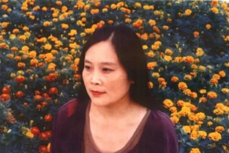 张末：两次目睹父亲张艺谋移情，母亲的悲剧在自己身上重演