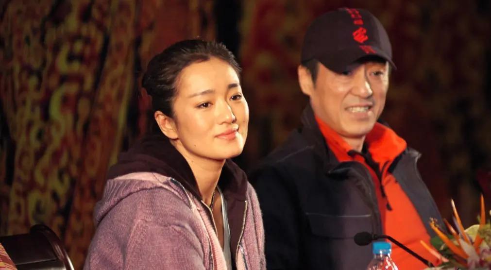张末：两次目睹父亲张艺谋移情，母亲的悲剧在自己身上重演