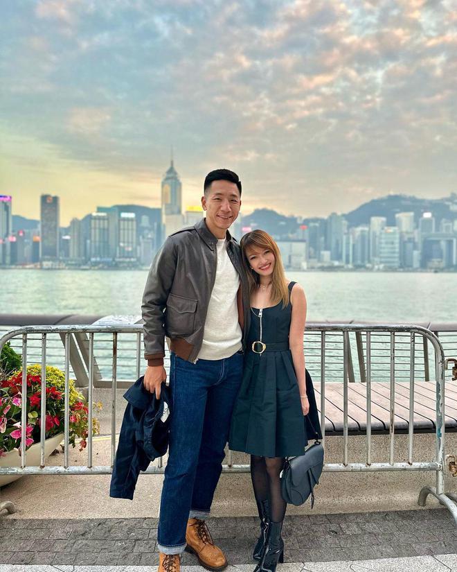 42岁主持人柳俊江烧炭自杀，亲友到现场认尸，一个多月前情变分手