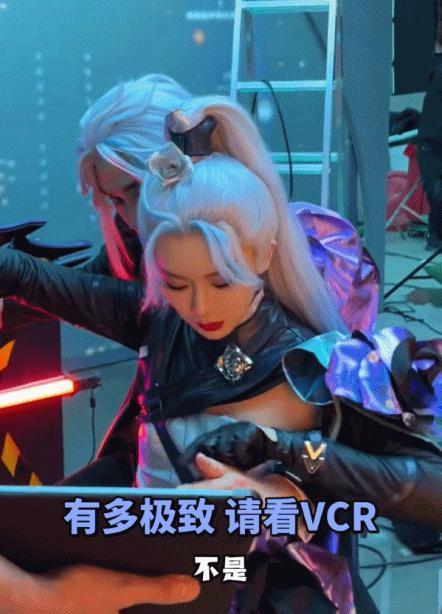 说变脸就变脸，顶流花又惊动热搜了