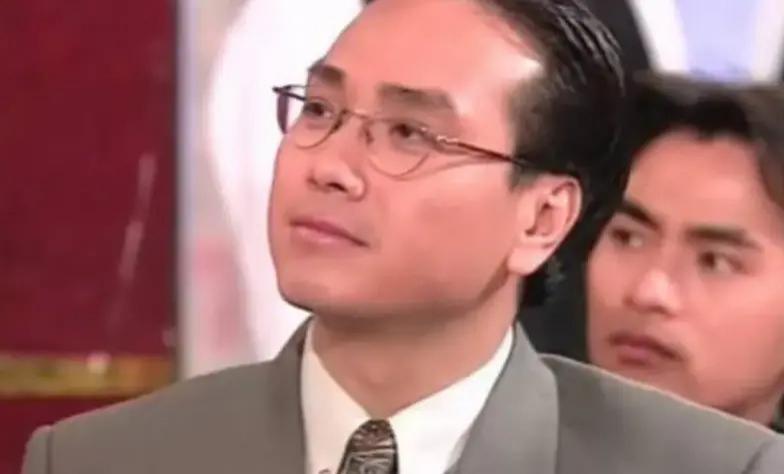 痴情种伍卫国：与刘晓庆分开后不拍戏不结婚，如今怎样了
