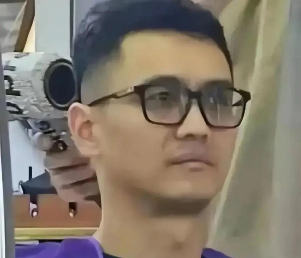 王宝强被骗无钱交税，成龙都需圈内大佬保护，盘点贵圈无良经纪人