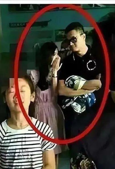 宋喆出狱近照曝光，马蓉疑移民澳洲，一切物是人非