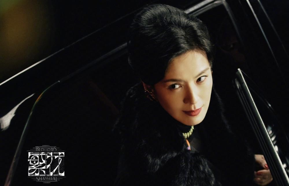 同样演“冷美人”，37岁辛芷蕾与48岁林熙蕾对比，谁更有味道