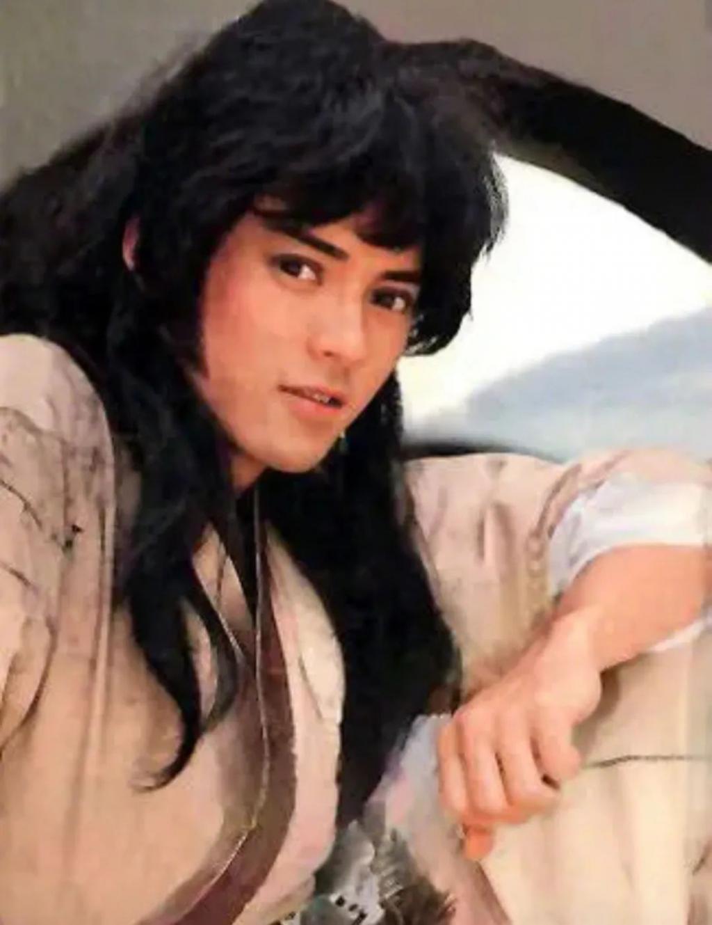 还记得洪欣的女儿吗？10岁的她完美继承妈妈美貌！