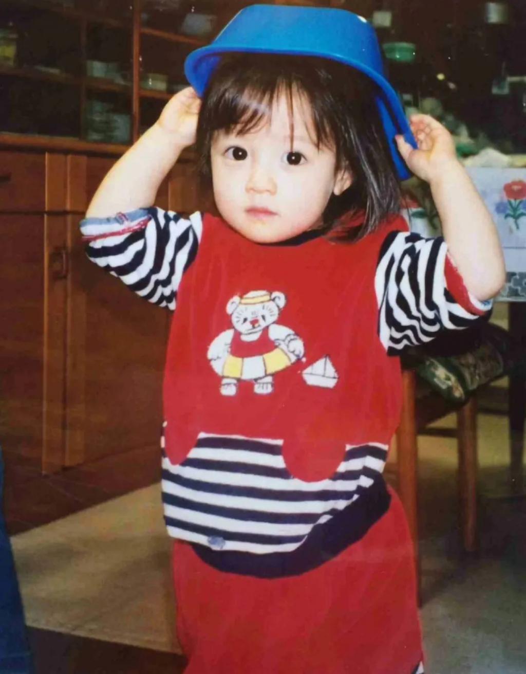 还记得洪欣的女儿吗？10岁的她完美继承妈妈美貌！