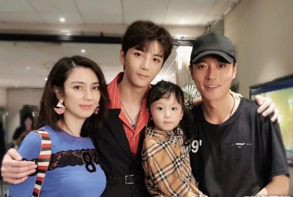 还记得洪欣的女儿吗？10岁的她完美继承妈妈美貌！