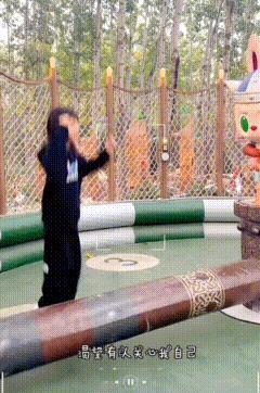 还记得洪欣的女儿吗？10岁的她完美继承妈妈美貌！